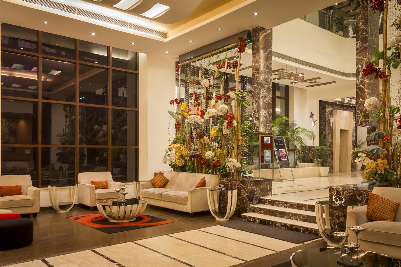 Club Florence Gurgaon Exterior photo