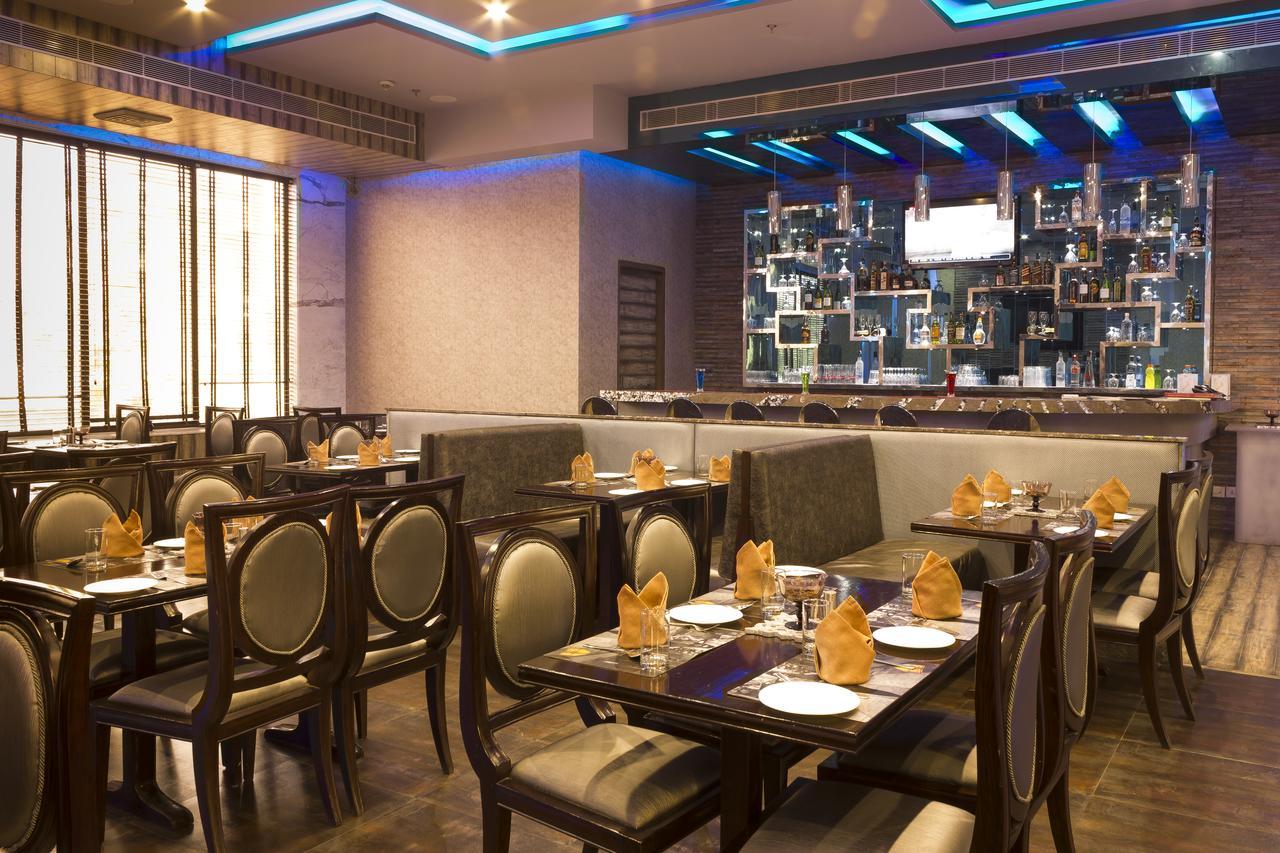 Club Florence Gurgaon Exterior photo