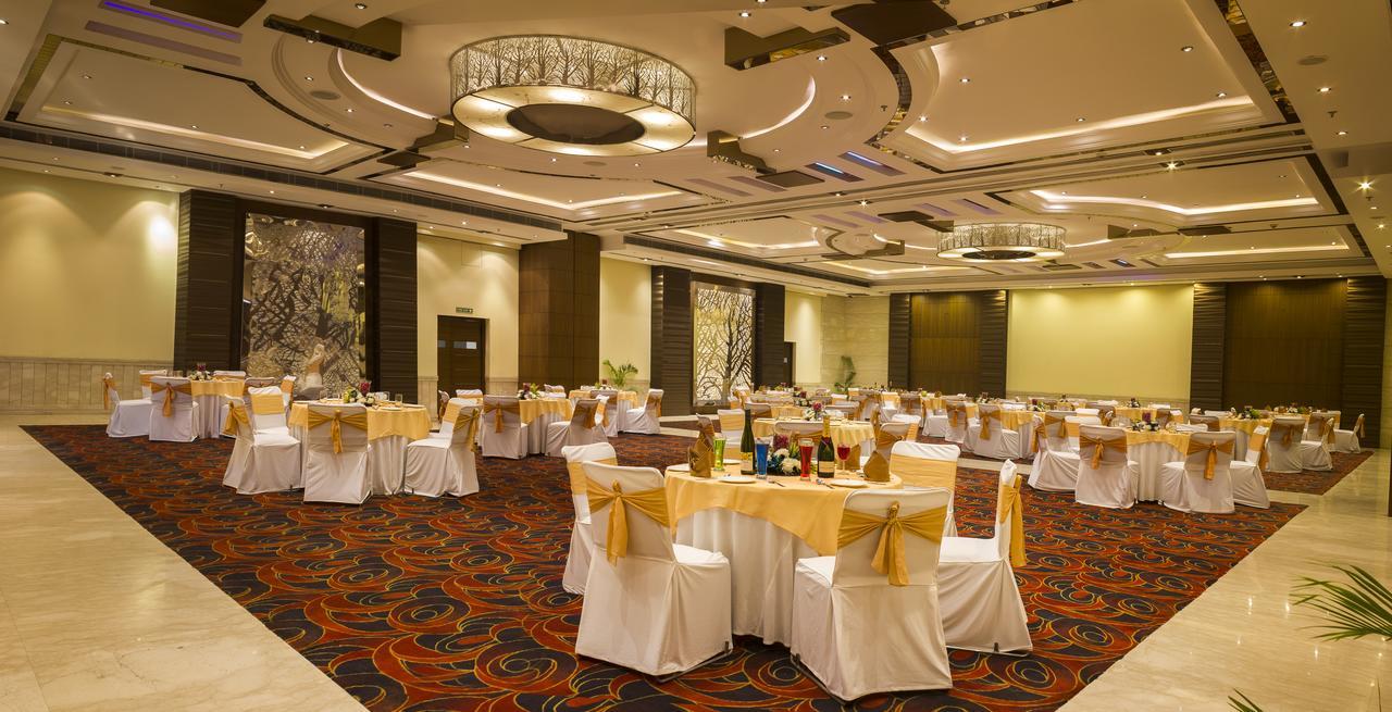 Club Florence Gurgaon Exterior photo